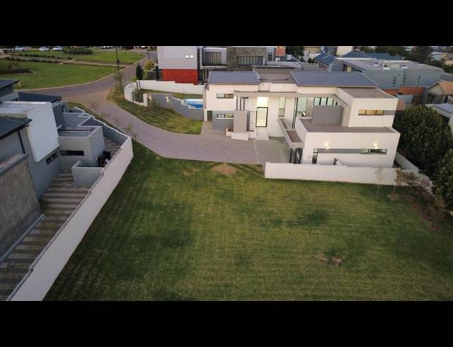 6 BEDROOM HOUSE FOR SALE IN MIDSTREAM RIDGE